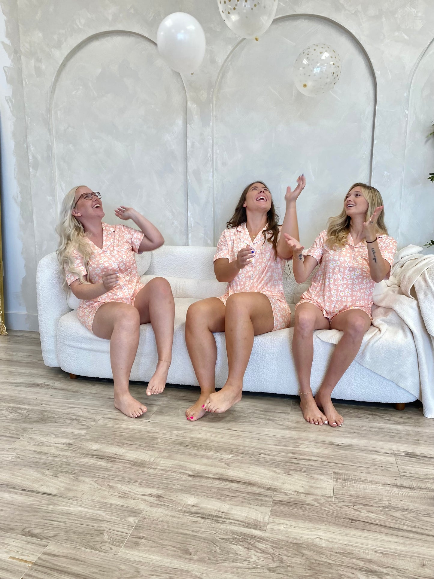 Dreamy Daisy's Women's Set
