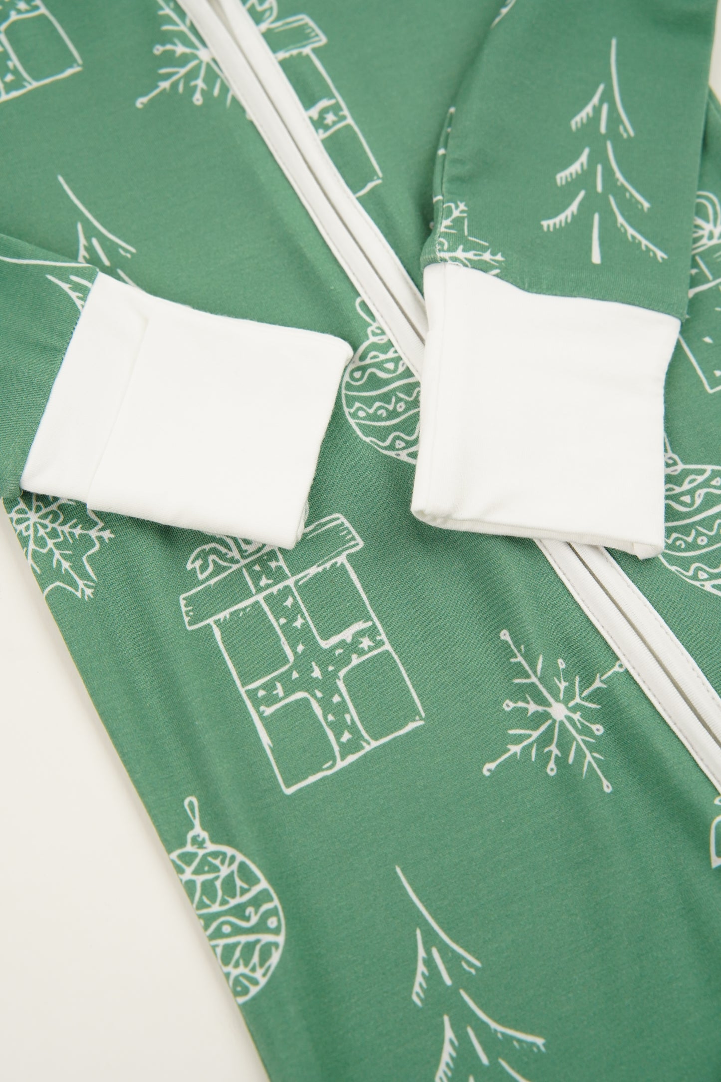 Little Gift Givers Zippy