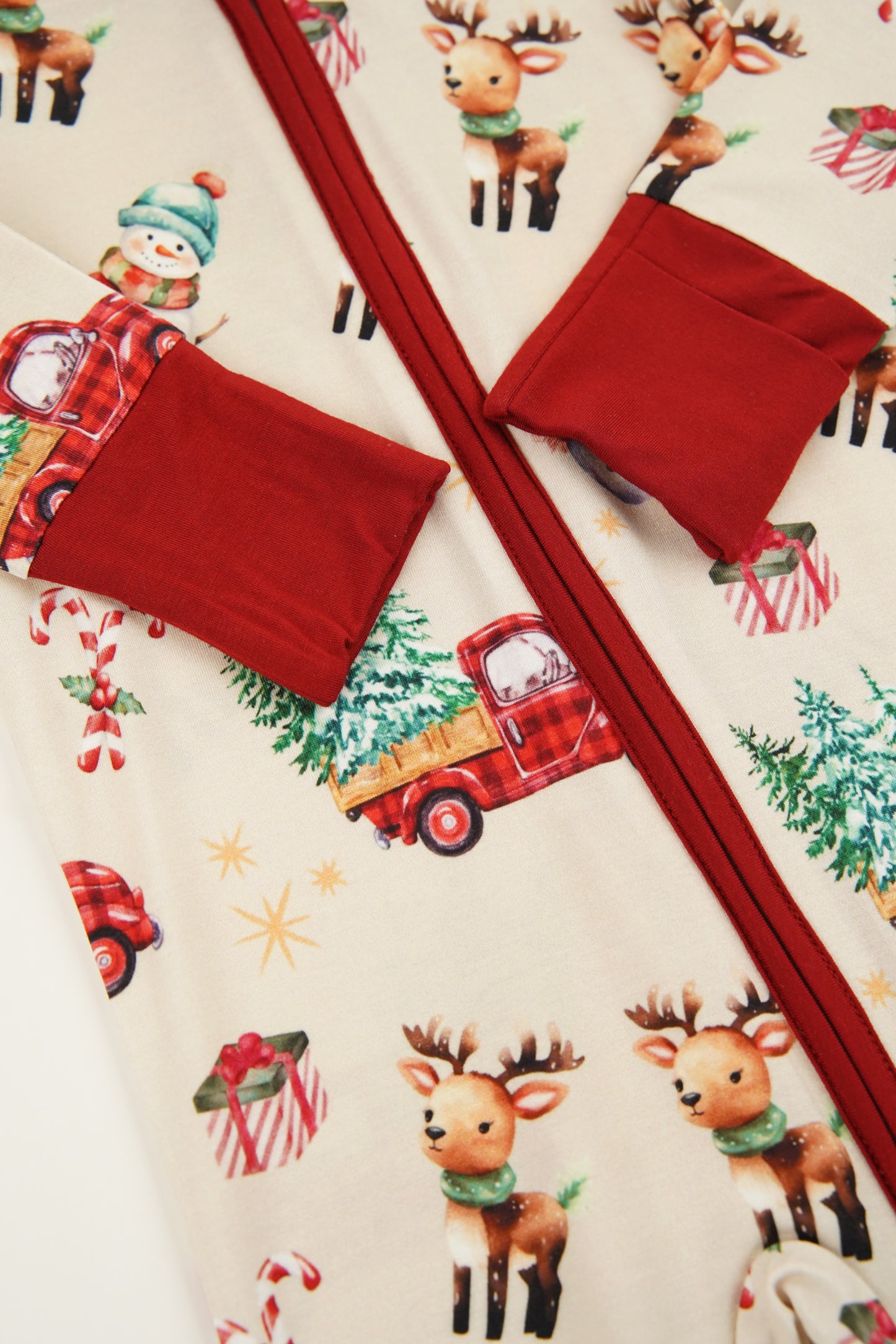 Merry Mischief Zippy