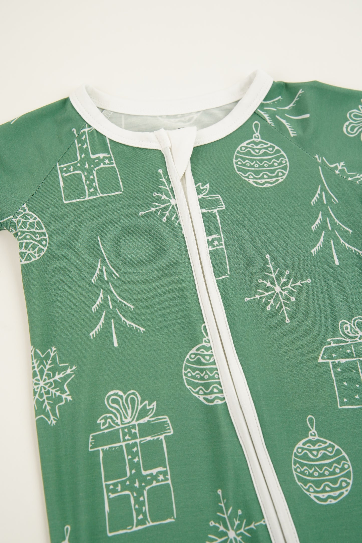 Little Gift Givers Zippy